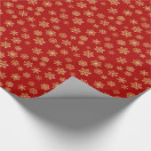 赤い背景に金色の雪が積もっている ラッピングペーパー (角)