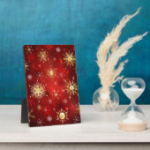 赤い背景のクリスマスゴールデンスノーフレーク フォトプラーク (側面)