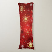 赤い背景のクリスマスゴールデンスノーフレーク ボディピロー (正面縦)