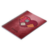 赤い背景のゴシックのパッチ適用されたハートグランジ ノートブック (左側)