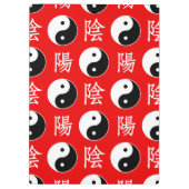 赤い背景の中国の陰陽パターン クリップボード (裏面)
