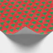 赤い背景の緑のクリスマスツリーパターン ラッピングペーパー (角)
