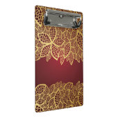赤い背景の金葉のレース ミニクリップボード (アングル)