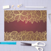 赤い背景の金葉のレース 薄葉紙 (クラフト)