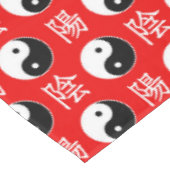 赤い背景中国の陽模様 テーブルクロス (アングル)