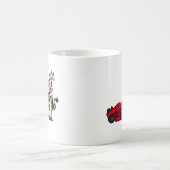 赤い芝刈機の漫画を押しているおもしろいな牛 コーヒーマグカップ (中央)