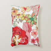 赤い花が付いているパターン アクセントクッション (正面(垂直))