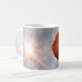 赤い花で健康を保つ コーヒーマグカップ (正面左)