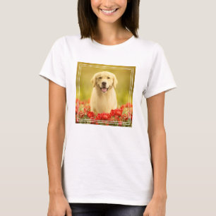 赤い花に金の引退役者 Tシャツ