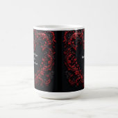 赤い花のハートデザイン - 花開くフラワー コーヒーマグカップ (中央)