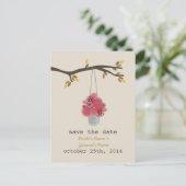 赤い花の錫の缶秋の結婚式日付を保存 案内ポストカード (スタンド正面)