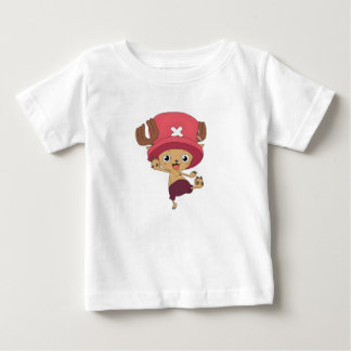 赤い薬を持つかわいいアニメのトナカイキャラクター ベビーTシャツ