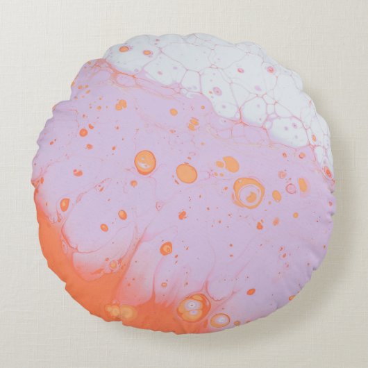 赤い表面の水滴 ラウンドクッション (正面)