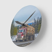 赤い製材トラックの工具店配達芸術 ラウンド壁時計 (傾斜)