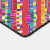 赤い見本、ストライプカラフル・ピクセル デスクマット (コーナー)