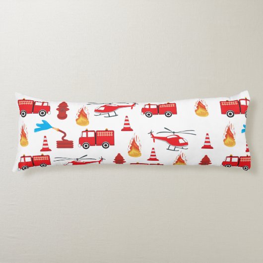 赤い輸送消防車エンジン旅団パターン ボディピロー (正面)