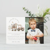 赤い農場の動物トラクターの子供の写真の誕生日 サンキューカード (スタンド正面)