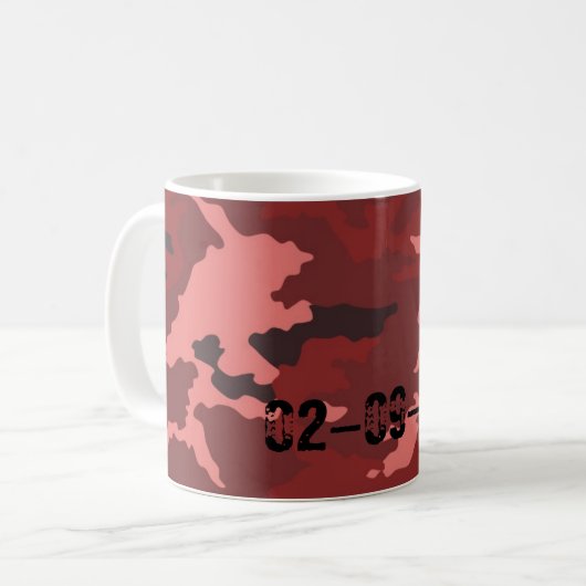 赤い迷彩パターン コーヒーマグカップ (正面左)