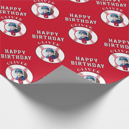 赤い野球のボール 子供の誕生日写真 ラッピングペーパー (角)