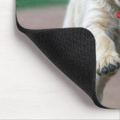 赤い野球帽を持つゴールデン#1リーバーパピー マウスパッド (コーナー)