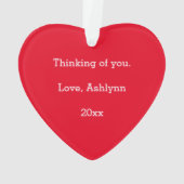 赤い金ゴールドの社会的距離感ハグクリスマス オーナメント (裏面)