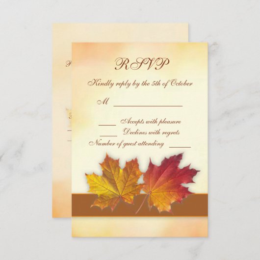 赤い金ゴールドの秋のかえではRSVPを去ります 出欠カード (正面/裏面)