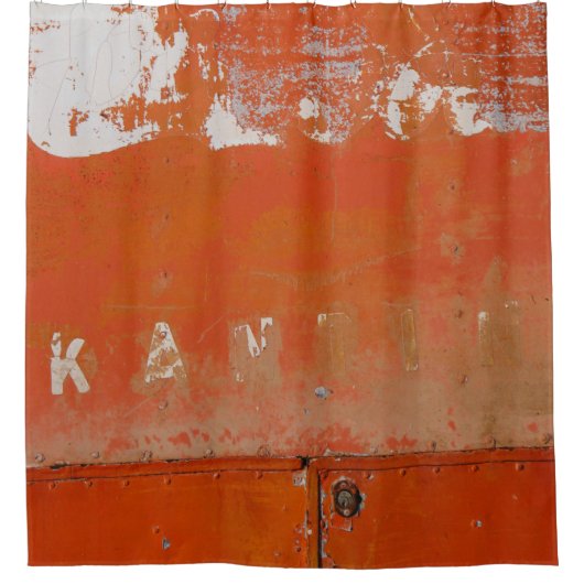 赤い金属ケース シャワーカーテン (正面)