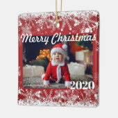 赤い雪のクリスマスフォト2側面モダン セラミックオーナメント (左)
