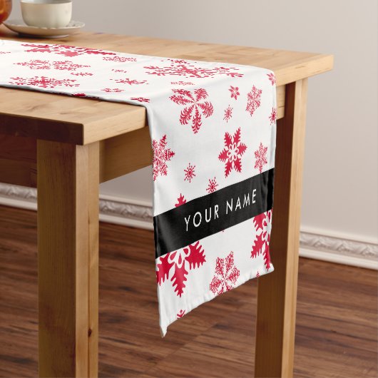 赤い雪の結晶、お名前、パーソナライズ ショートテーブルランナー (インサイチュ)