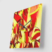 赤い霧雨の画像に黄色の縞がある スクエア壁時計 (傾斜)