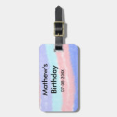 赤い青のアメリカ人の男の子の誕生日の追加の名前の日付 ラゲッジタグ (正面縦)