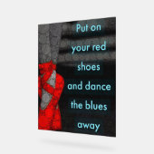 赤い靴を履いてブルースを踊遠くにる アクリルサイン (傾斜)