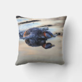 赤い首を持つ野生生物と鳥好きのグレ クッション (裏面)