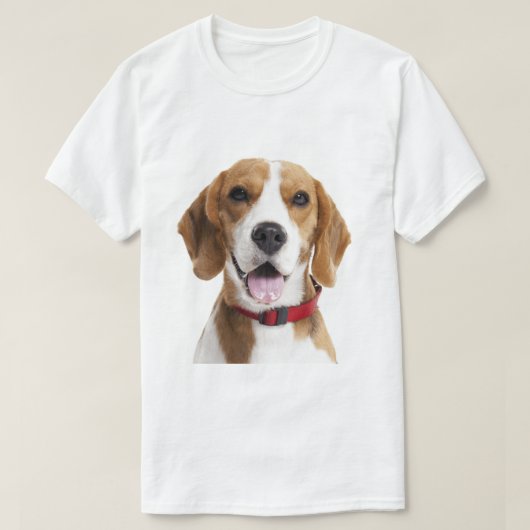 赤い首輪をつけたビーグル犬 Tシャツ (デザイン正面)