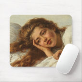 赤い髪のベッドに横たわる美しい少女 マウスパッド (マウス)