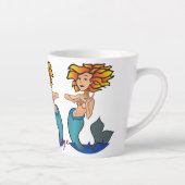 赤い髪の人魚のサンダー_コーブ カフェラテマグ (右)