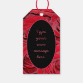 赤い鮮やかバラのメパーソナライズされたッセージ ギフトタグ (正面)