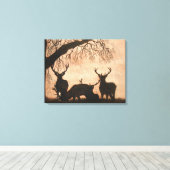 赤い鹿が引き伸ばしたキャンバス キャンバスプリント (インサイチュ (ウッドフロア))