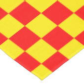 赤い黄色のチェック市松模様にパターンデザイン テーブルクロス (アングル)