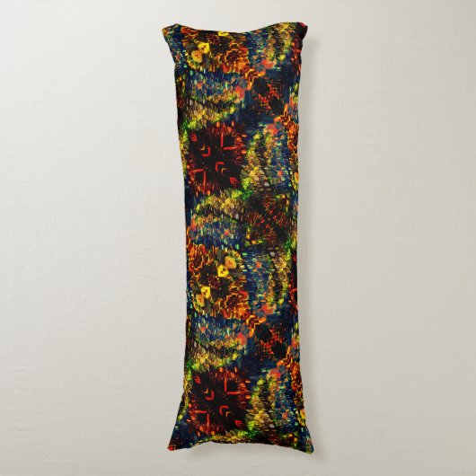 赤い黄色の緑の濃い花の細断紙? ボディピロー (正面縦)