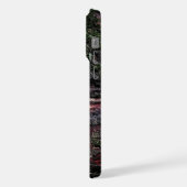 赤い黒い木のモッシーな木の樹皮モノグラム iPhoneケース (左側面)