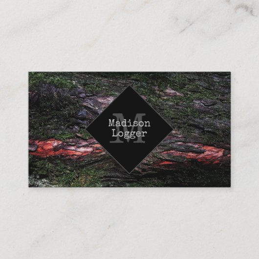 赤い黒い木のモッシーな木の樹皮ロガーモノグラム 名刺 (正面)