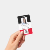 赤い黒い線が付いた名前の写真従業員企業のID バッジ (手持ち)