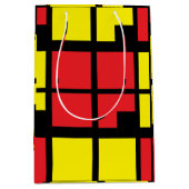 赤い黒の黄色い正方形の幾何学的パターン ミディアムペーパーバッグ (正面)