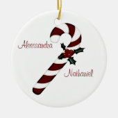 赤い"カップル初めてのクリスマス"の-か白いキャンディ・ケーン セラミックオーナメント (正面)