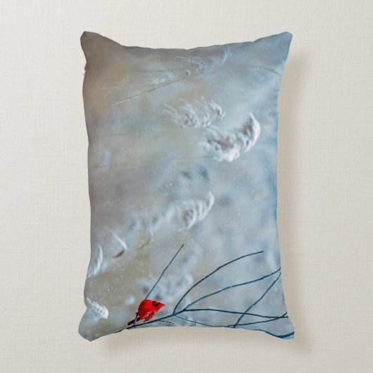 赤い(鳥)ショウジョウコウカンチョウの冬の自然写真クリスマス アクセントクッション (正面(垂直))