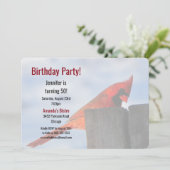 赤い（鳥）ショウジョウコウカンチョウオン木製の切り株の誕生日パーティーイベント 招待状 (スタンド正面)