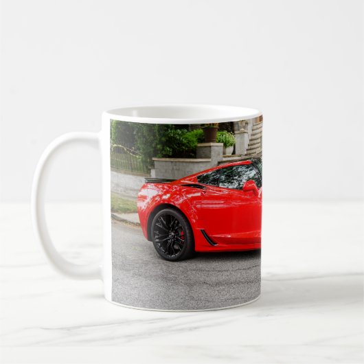 赤いC7シボレー・コルベット コーヒーマグカップ (左)