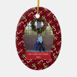 赤いcandycanesのクリスマスの休日の写真のオーナメント セラミックオーナメント