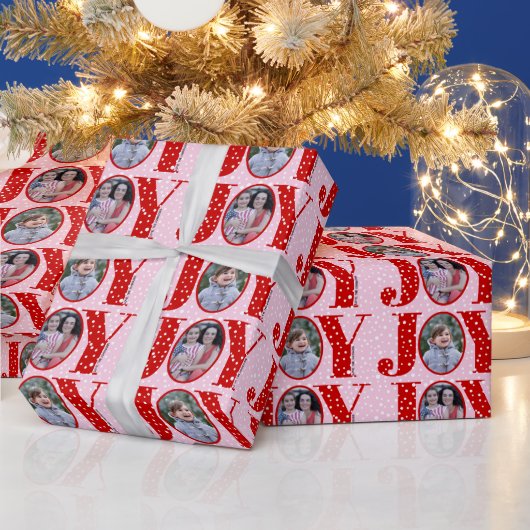赤いJOYと雪のピンクの2つの写真クリスマス ラッピングペーパー (クリスマス)
